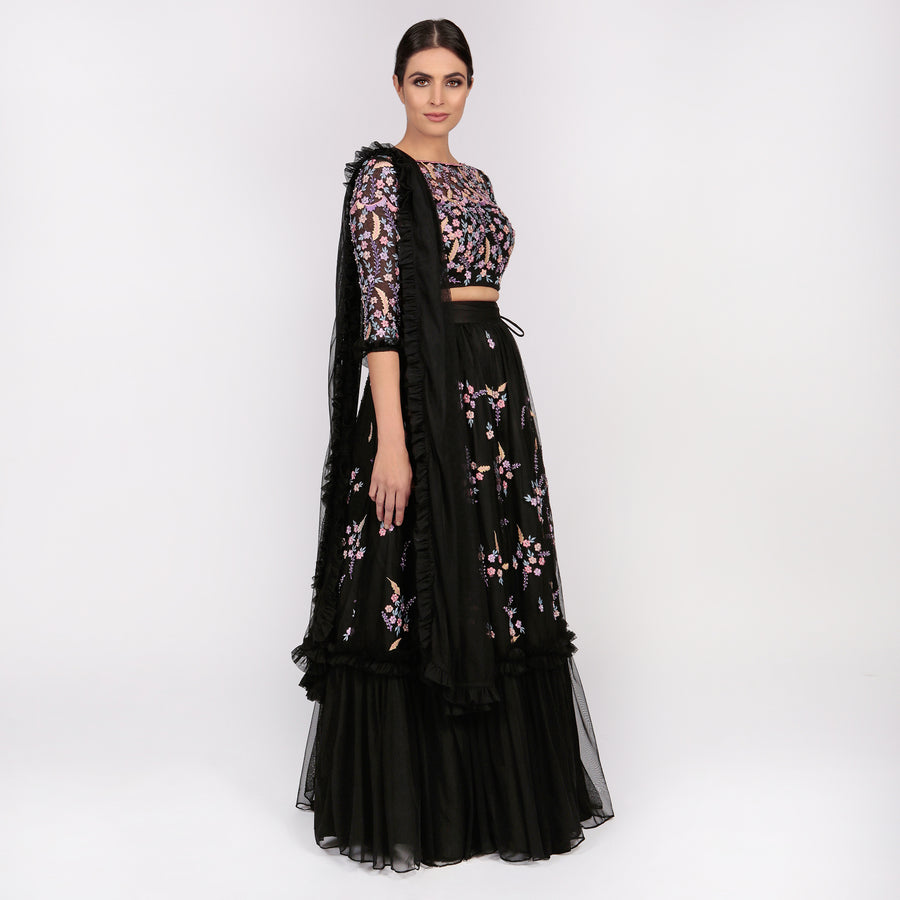 NAVA LEHENGA SET